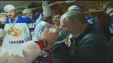 Хоккей Путин  поздравил сборную России с "золотом" чемпионата мира